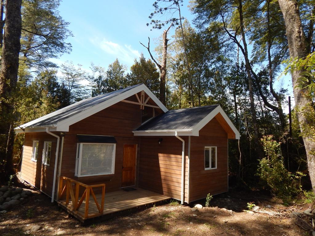 Cabanas Nutrias Patagonicas Puelo River Kültér fotó
