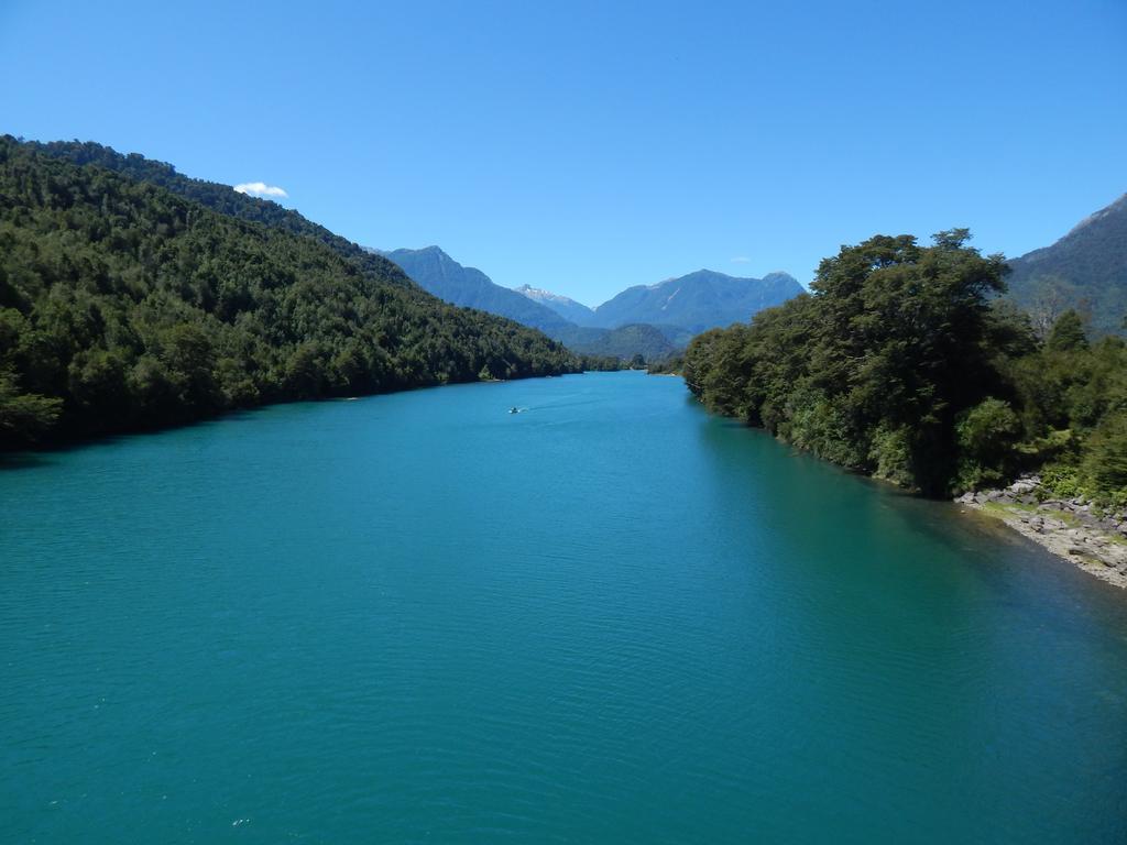Cabanas Nutrias Patagonicas Puelo River Kültér fotó